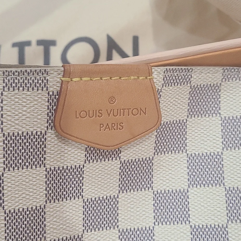 LV Graceful PM - Picture 7 of 16